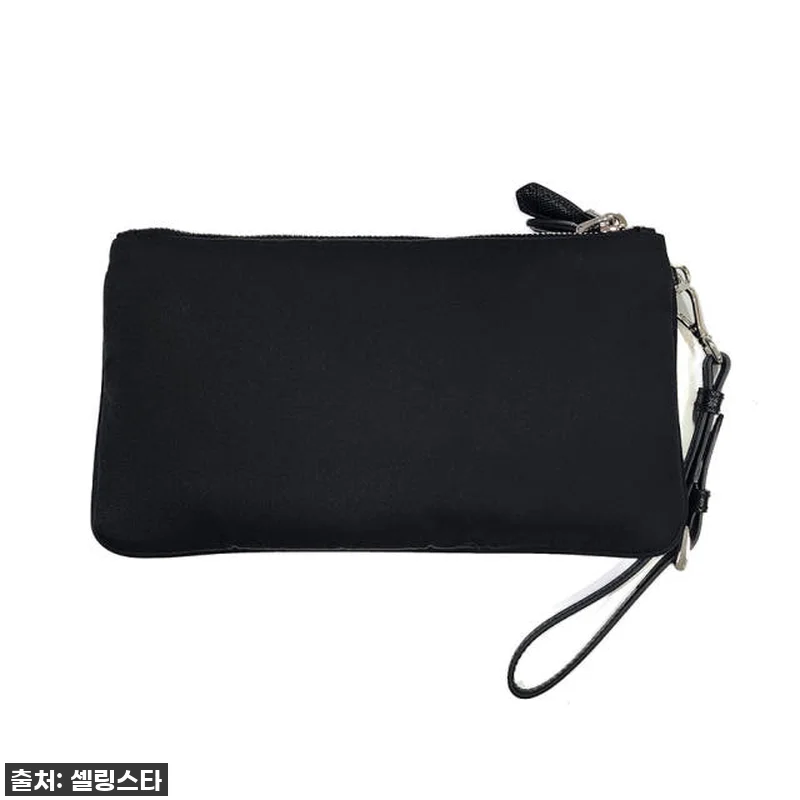 프라다 삼각로고 클러치백? 아니, 이건 데일리룩 찐 필수템! ✨ 25% 할인에 추가 꿀팁까지! 11 프라다 삼각로고 클러치백? 아니, 이 관련 이미지 2