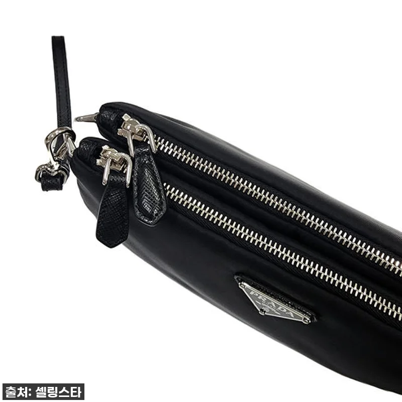 프라다 삼각로고 클러치백? 아니, 이건 데일리룩 찐 필수템! ✨ 25% 할인에 추가 꿀팁까지! 12 프라다 삼각로고 클러치백? 아니, 이 관련 이미지 3