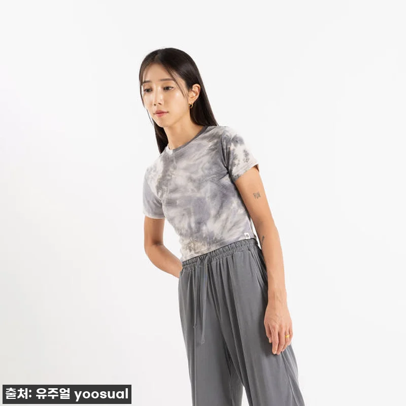 인생템 등극! 유주얼 타이다이 크롭탑 요가복, 드디어 품절 대란 풀려서 제가 직접 입어봤어요! 🧘♀️✨ 11 인생템 등극! 유주얼 타이다이 크롭탑 관련 이미지 4