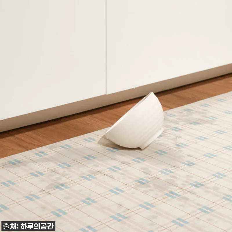 하루의공간 설렘 주방 매트, 이 가격 실화?! 직접 써보니 주방 인테리어 끝판왕 등극! 15 하루의공간 설렘 주방 매트, 이 가격 관련 이미지 5