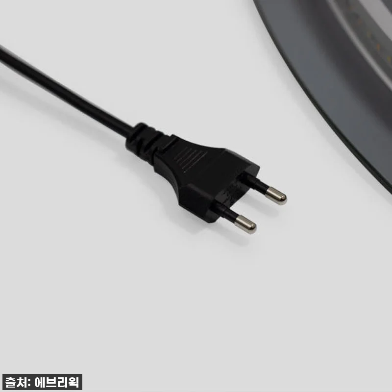 이슈템 등극! 붙이는 LED 욕실 거울, 간접 조명으로 우리 집 분위기 순삭 변화! ✨ (찐내돈내산 후기) 14 이슈템 등극! 붙이는 LED 욕실 거 관련 이미지 5