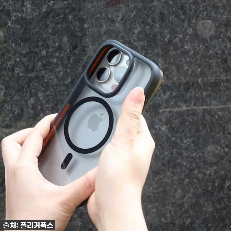 아이폰15 프로 맥스 유저라면 필수! 플리커폭스 맥세이프 케이스, 찐후기부터 품절각 할인 꿀팁까지! 18 아이폰15 프로 맥스 유저라면 필수! 관련 이미지 8