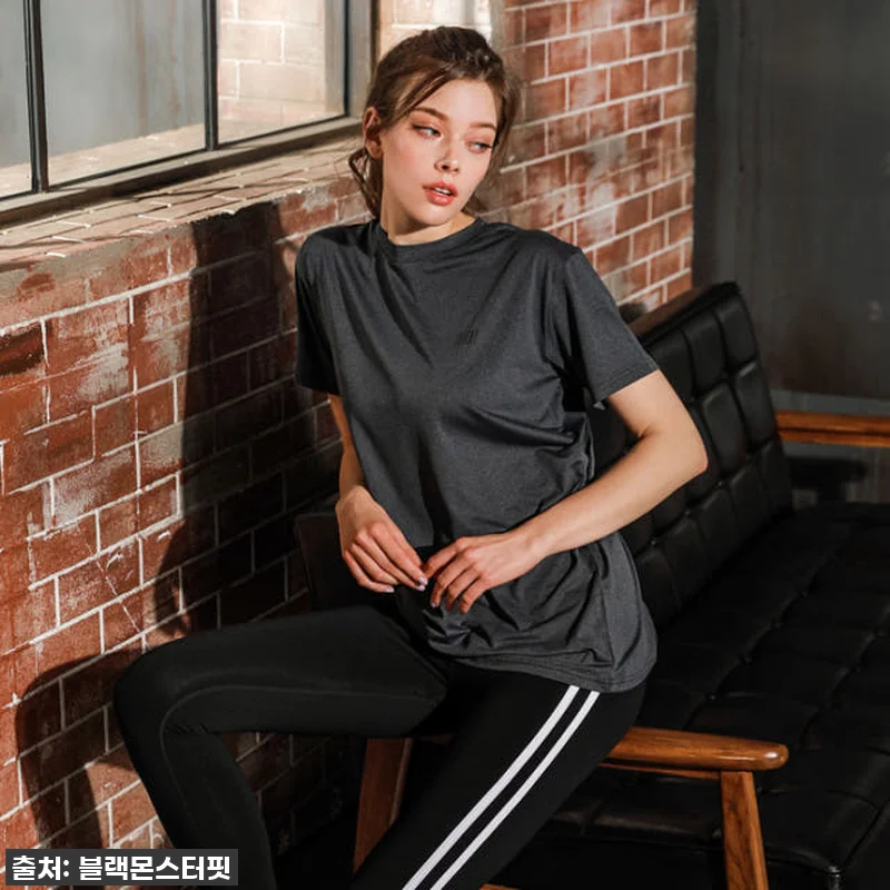 이건 무조건 쟁여야 해! 블랙몬스터핏 관련 이미지 1