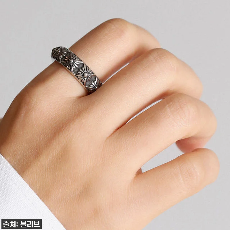 인생템 등극! 플라워 문양 써지컬스틸 관련 이미지 1