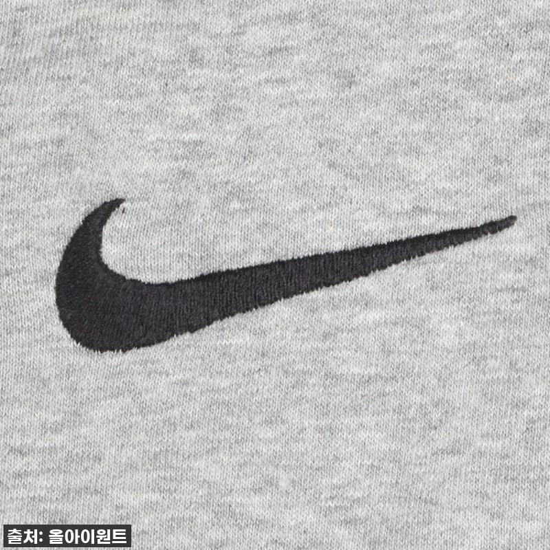 이 가격 실화?! 나이키 스우시 후드 관련 이미지 2