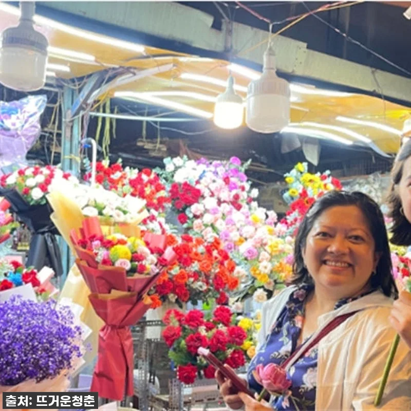 호치민 밤을 수놓다! 오토바이로 사이 관련 이미지 2