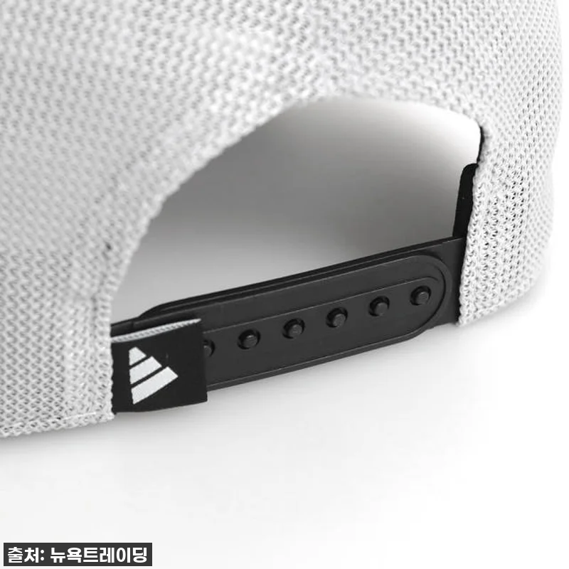 아디다스 런닝 매쉬 러닝 볼캡 모자, 이 가격 실화? 직접 써보니 이 여름 '인생템' 등극! 7 아디다스 런닝 매쉬 러닝 볼캡 모자, 관련 이미지 2