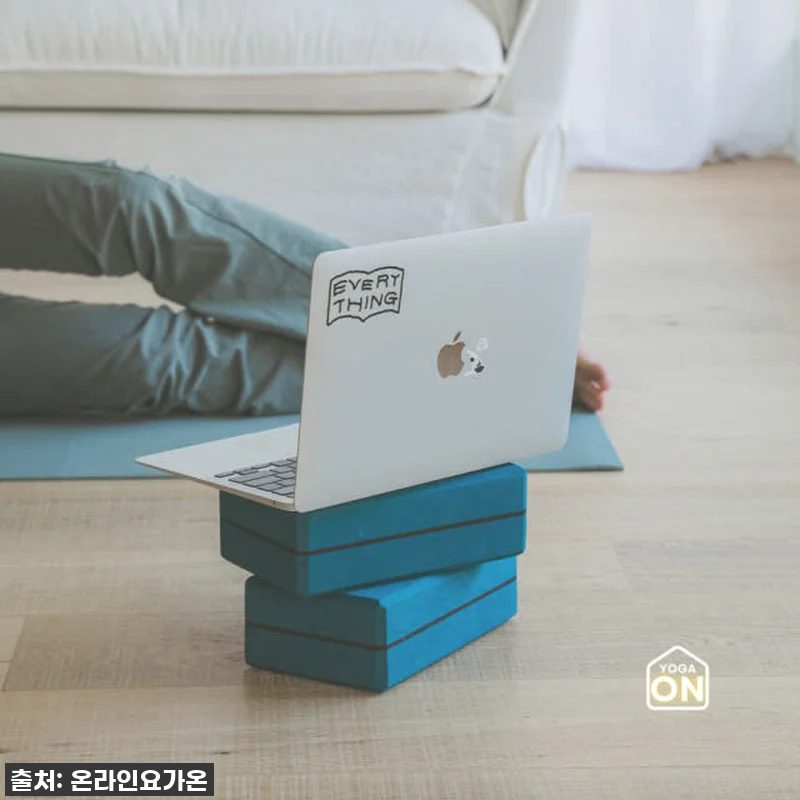 새벽 요가, 이렇게 좋을 줄이야? 🧘 관련 이미지 2