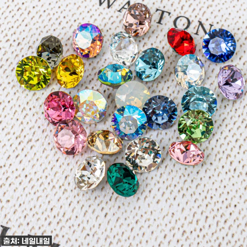 이건 무조건 사야 해! 스와로브스키 브이컷 크리스탈로 셀프 네일아트 인생샷 등극 찐후기! 11 이건 무조건 사야 해! 스와로브스키 관련 이미지 3