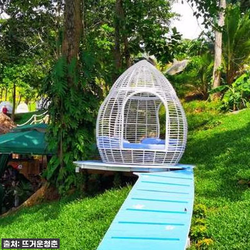 푸켓 여행 인생샷 필수템! 록 비치 관련 이미지 1