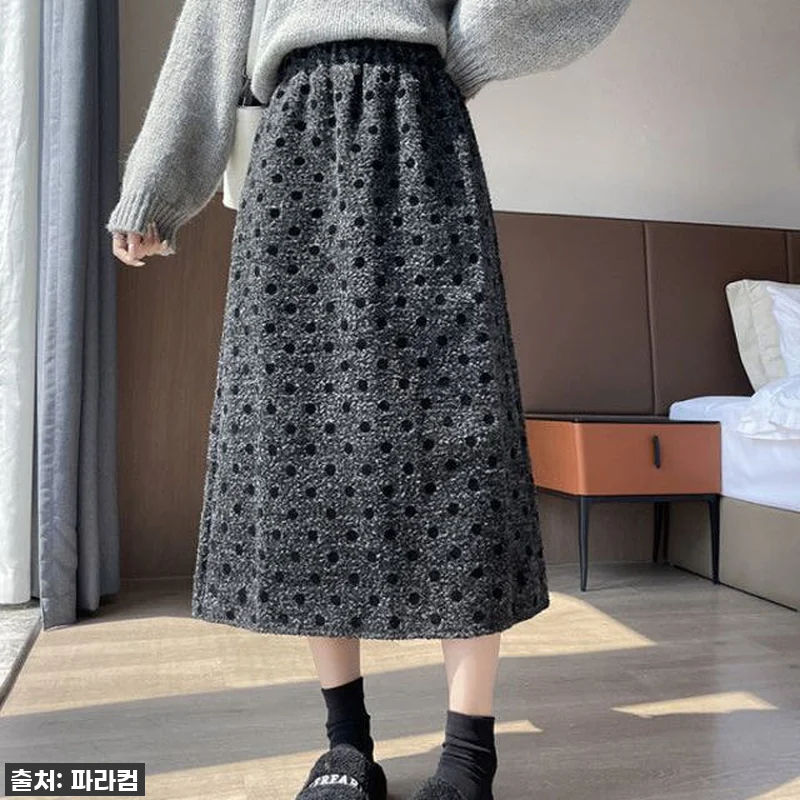 이슈템 등극! 블랙 물방울 스커트, 관련 이미지 3