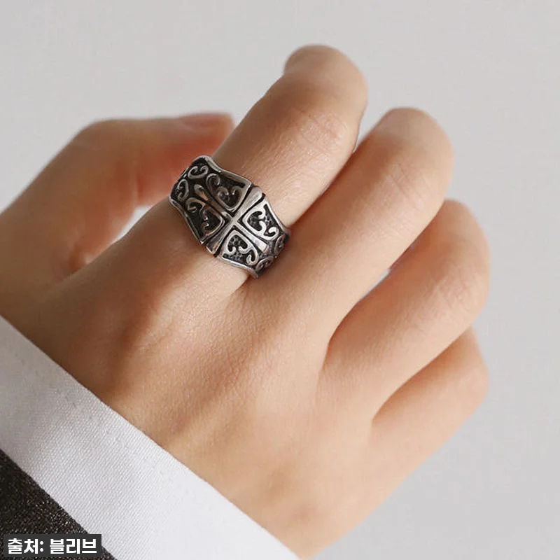 시메테리 쉴드 문양 써지컬스틸 볼드 관련 이미지 3