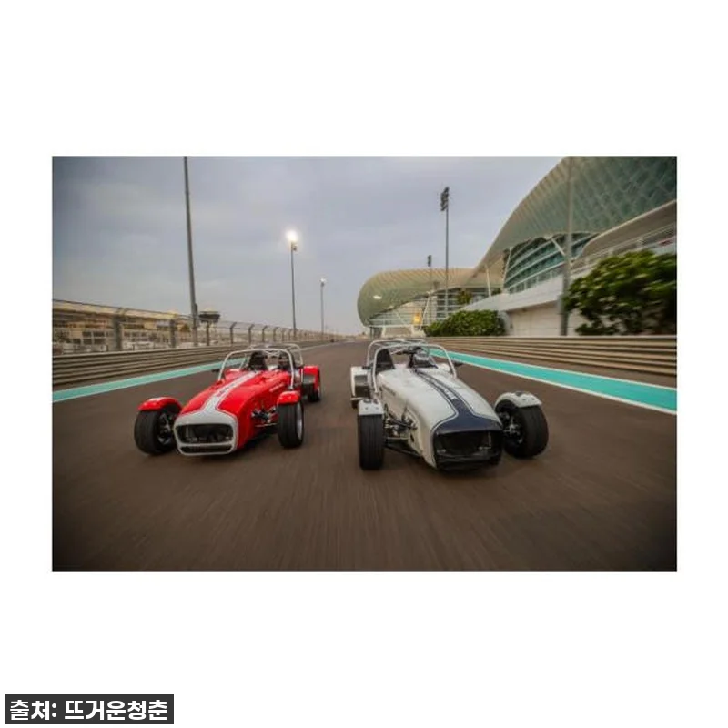 아부다비 야스 마리나 서킷 드라이빙, 관련 이미지 4