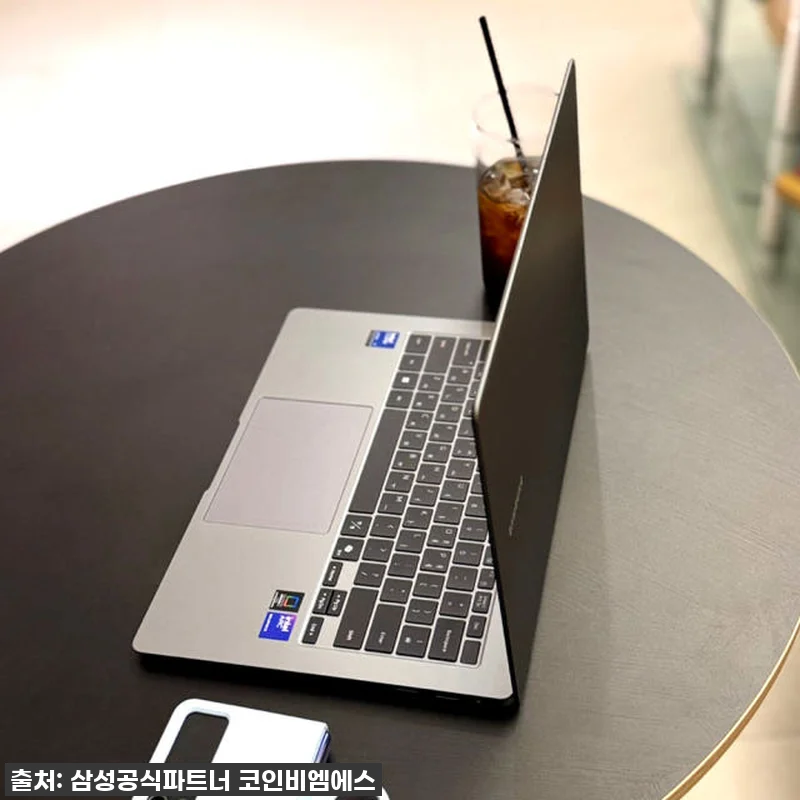 삼성전자 갤럭시북5 프로 NT940X 관련 이미지 4