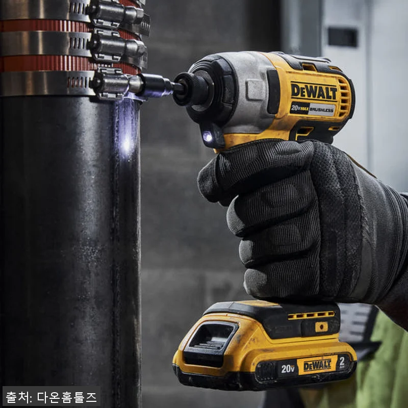 디월트 20V 충전 임팩 드라이버 D 관련 이미지 1