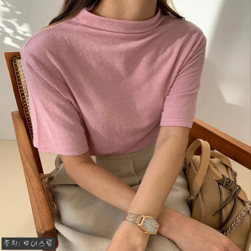 루이사 하이넥 반팔 티셔츠, 봄가을 레이어드 기본템으로 눈여겨볼 4컬러 5 루이사 하이넥 반팔 티셔츠, 봄가을 관련 이미지 1