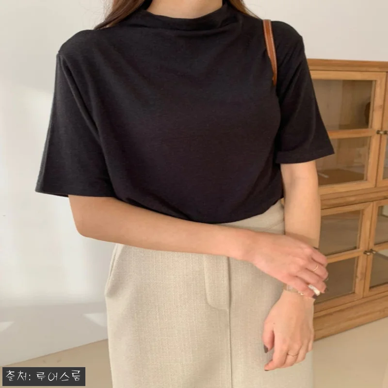 루이사 하이넥 반팔 티셔츠, 봄가을 레이어드 기본템으로 눈여겨볼 4컬러 6 루이사 하이넥 반팔 티셔츠, 봄가을 관련 이미지 2