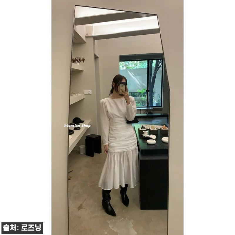 화이트 랩 원피스 고급 롱스커트 허리 셔링 디자인, 30% 할인 중인 데이트룩 체크 후기 9 화이트 랩 원피스 고급 롱스커트 허리 관련 이미지 2