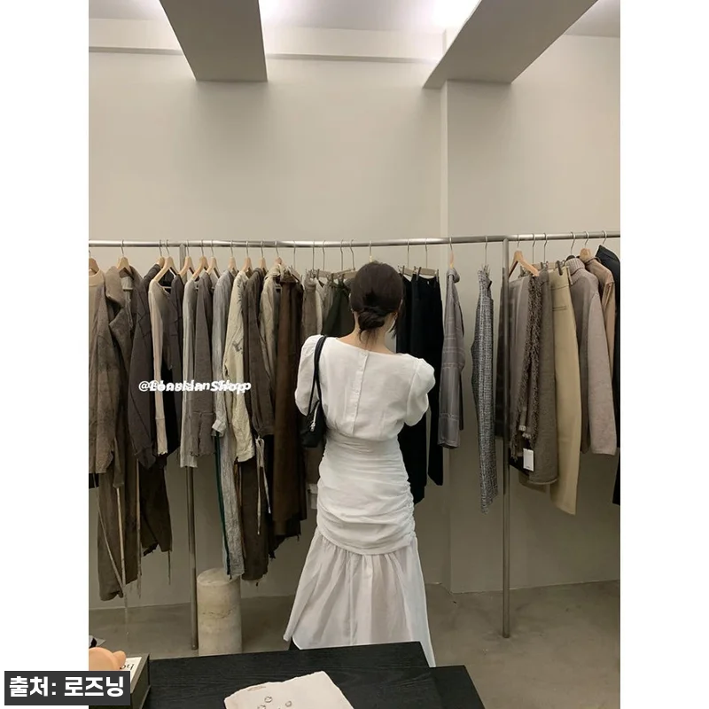 화이트 랩 원피스 고급 롱스커트 허리 셔링 디자인, 30% 할인 중인 데이트룩 체크 후기 10 화이트 랩 원피스 고급 롱스커트 허리 관련 이미지 3
