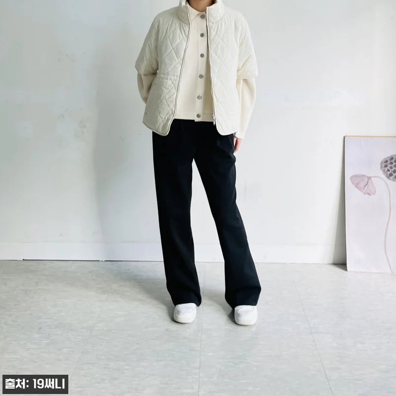 패딩조끼 경량 반팔 겨울 3온스 스트링 집업 퀼팅 베스트, 겨울 레이어드용으로 눈여겨볼 이슈템 13 패딩조끼 경량 반팔 겨울 3온스 스트 관련 이미지 3