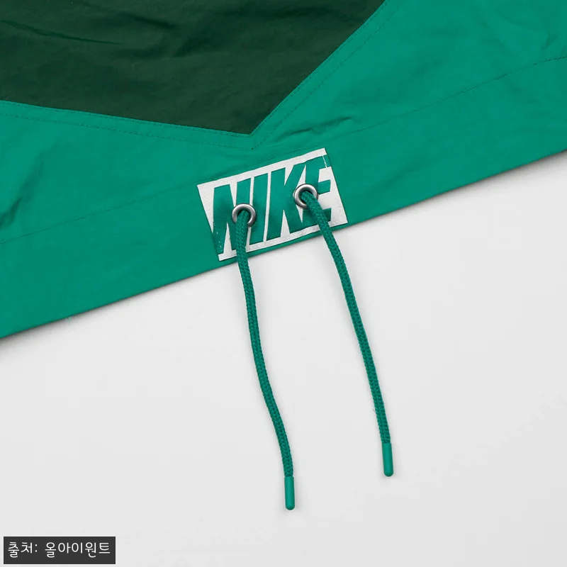 나이키 우먼 NSW 크롭 트랙 자켓 관련 이미지 4