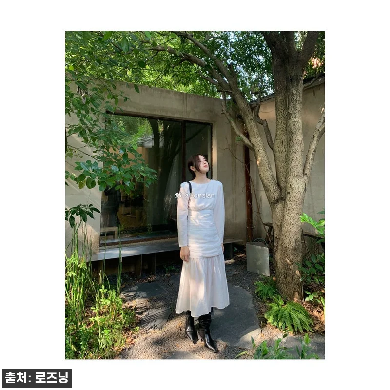 화이트 랩 원피스 고급 롱스커트 허리 셔링 디자인, 30% 할인 중인 데이트룩 체크 후기 12 화이트 랩 원피스 고급 롱스커트 허리 관련 이미지 5